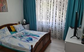 Apartament Cu 2 Camere Tomis Nord